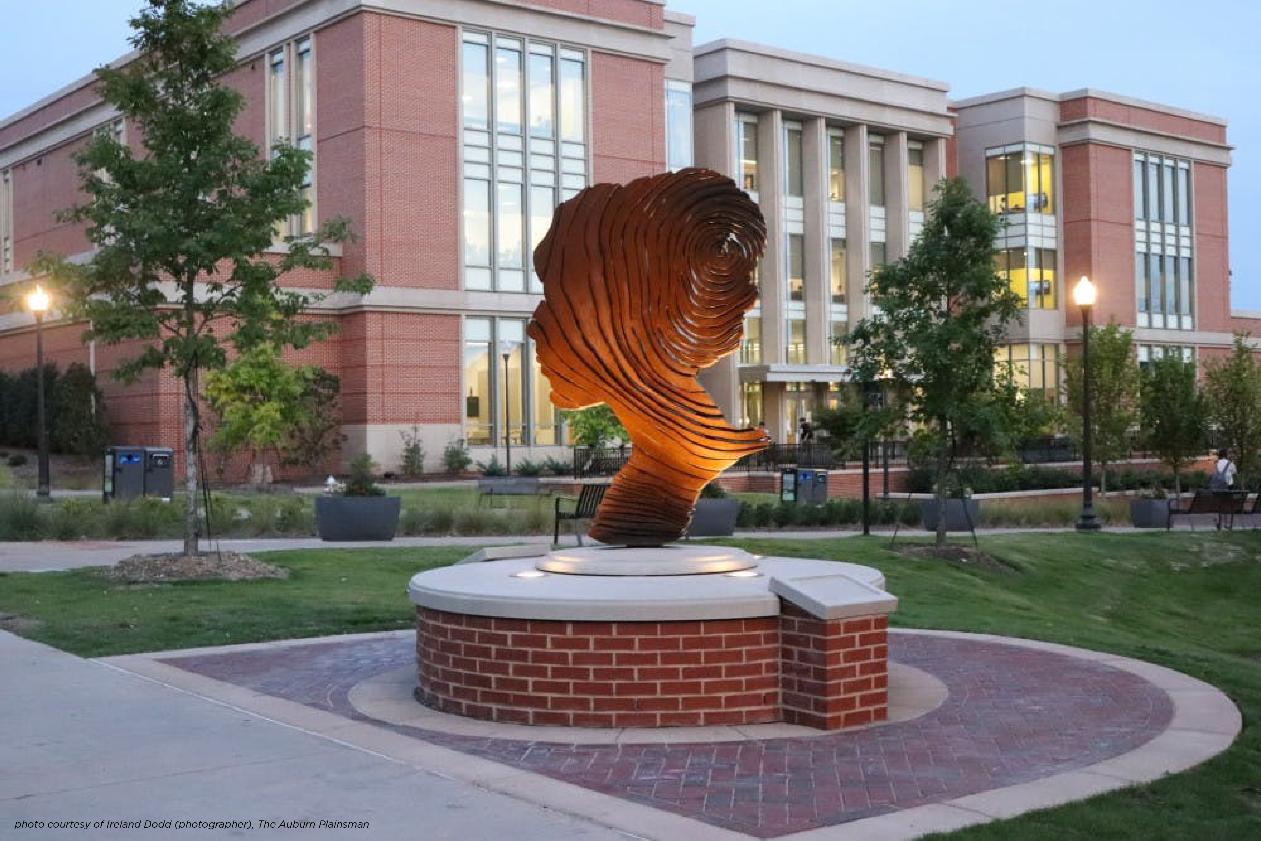 auburn tiger statue